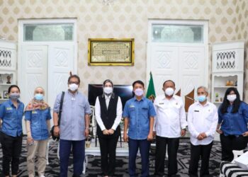 Bintang Toedjoe Jadikan Purwakarta Sebagai Wilayah Penelitian Jahe Merah