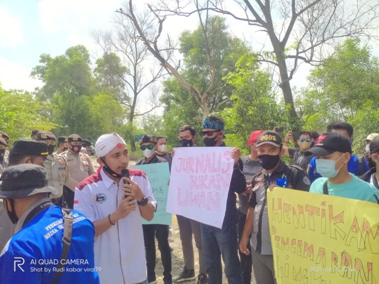 Diduga Lecehkan Profesi Wartawan, Puluhan Jurnalis Geruduk PT. CBP