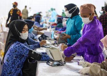 Bupati Purwakarta Targetkan Seluruh Guru dan ASN Divaksin Covid-19