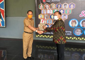 Plt Diskominfo Karim Sr, S.E., Menghadiri Syukuran Satu Dasawarsa Tabloid Media Pendidikan