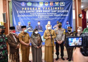 Vaksinasi Covid-19, Pemkab Purwakarta Sasar Ribuan Santri