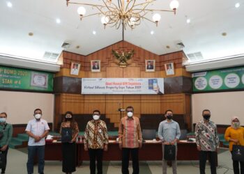 Dalam Rangka HARPENAS BANK KAL-BAR, Ikuti Akad Masal KPRS