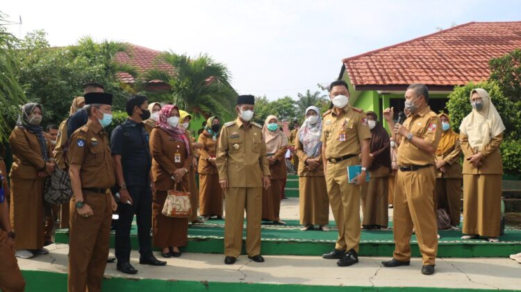 Hari ini,” SMP N 7 Kota Bumi, Melakukan Kegiatan Belajar Tatap Muka Terbatas