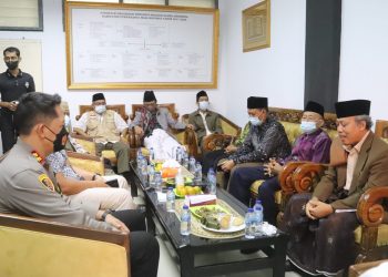 Kapolres Purwakarta, AKBP Suhardi Hery Haryanto Lakukan Muhibah Silaturahmi Bersama pengurus Majelis Ulama Indonesia (MUI), serta tokoh agama lainnya