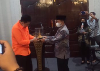 Sultan Sekala Brak Drs. Edward Syah Pernong, S.H., M.H., Merajut silaturahmi ke tokoh adat Lampung Utara