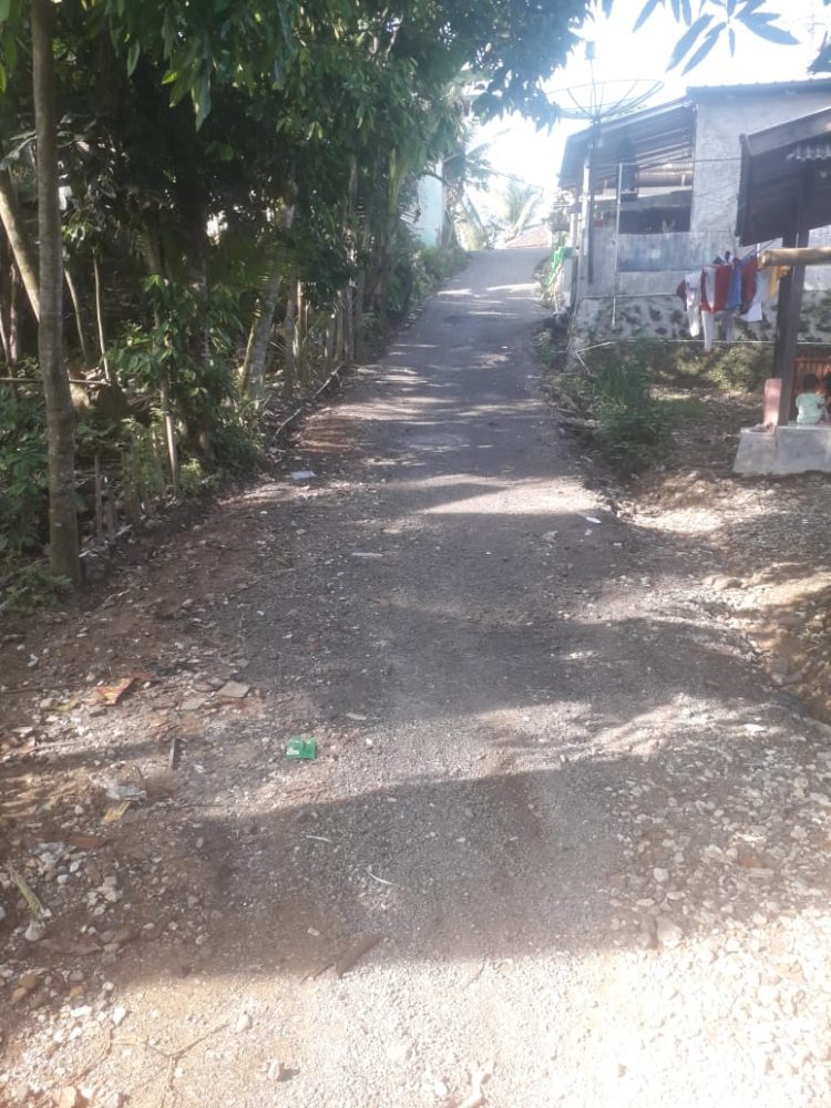 Baru Seumur Jagung, Proyek Lapen Di Kampung Sukamulya Desa Bojongmanik Sudah Rusak