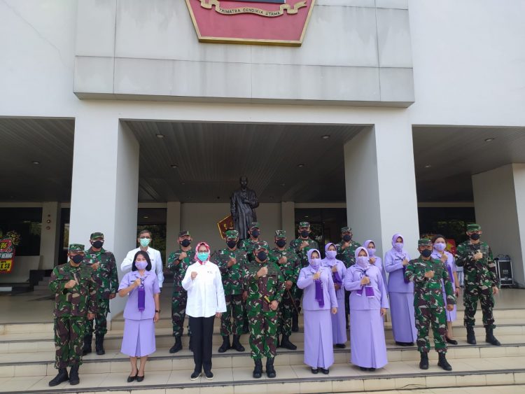 HUT TNI Ke-76, ini yang dilakukan KODIKLAT, Prajurit TNI Yang Memiliki Jiwa Sosial Tinggi