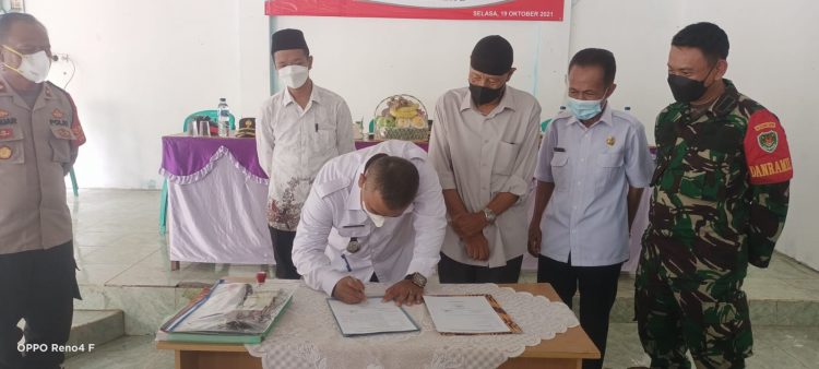 SERAH TERIMA JABATAN KEPALA DESA CIWARENG PERIODE 2021-2027