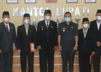 Bupati Nias Barat Lantik Pejabat Eselon II B