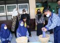 Kanjut Kundang Gantikan Kantong Plastik