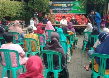Dalam Rangka Meperingatin Maulid Nabi, Pemuda dan Ormas Berkolaborasi Santuni Anak Yatim