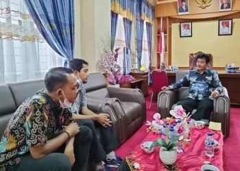 Bupati Nias Barat dan ULP PLN Berharap Kepada Masyarakat, Pohon yang Mengganggu Boleh Ditebang