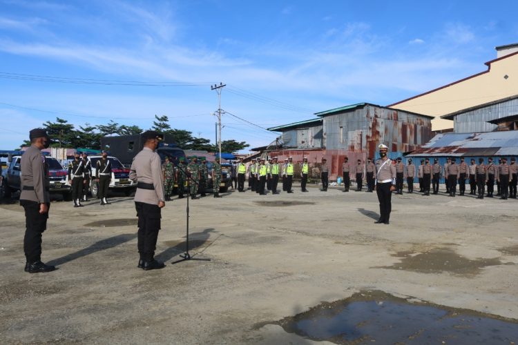 POLRES NIAS GELAR APEL KESIAPAN PENGAMANAN NATAL TAHUN 2021