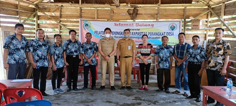 Pemdes Laira Laksanakan Pelatihan Peningkatan Kapasitas Perangkat Desa