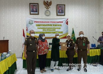 Kejaksaan Negeri Kabupaten Purwakarta Serahkan Restoratif Justice Berdasarkan Keputusan RI No 15 Tahun 2020