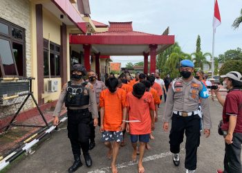 Polres Probolinggo Bekuk Jaringan Narkoba Jenis Ganja