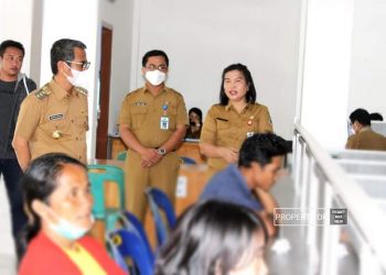 Bupati Nias Meninjau Renovasi Kantor Dinas Kependudukan Dan Catatan Sipil