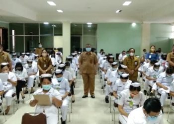 Sekda Nias Buka Pelaksanaan Ujian Pegawai BLUD Non PNS RSUD dr. M. Thomsen Nias