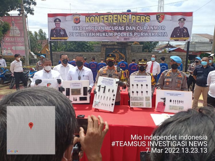 Polres Purwakarta Berhasil Bekuk 14 Pelaku CURAT,Lengkap Dengan Barang Bukti 14 Unit Sepedah Motor Dan 3 Unit Kendaraan Roda Dua