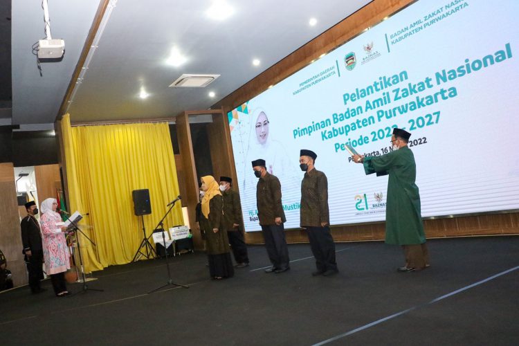 Bupati Kukuhkan Pimpinan Baznas Purwakarta