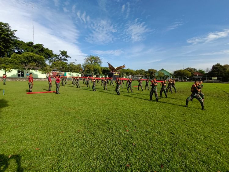 PRAJURIT YONARHANUD 1 ADU CEPAT DAN KETANGKASAN JASMANI MILITER