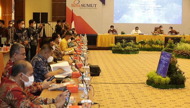 Sekda Nias Ikuti RUPS Tahunan Dan RUPS-LB PT. Bank Sumut