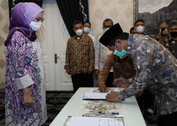BUPATI PURWAKARTA LANTIK PENJABAT SEKDA