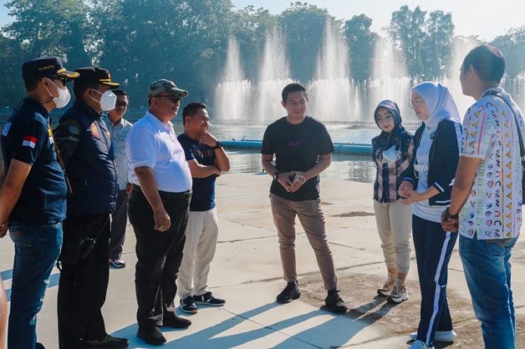 Bupati Purwakarta Pastikan Sarana dan Prasarana Taman Air Mancur Sri Baduga Berfungsi