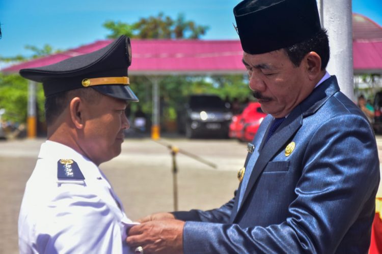 Bupati Nias Barat Lantik 224 Orang PNS Pada Jabatan Eselon II B, Eselon III Dan Eselon IV