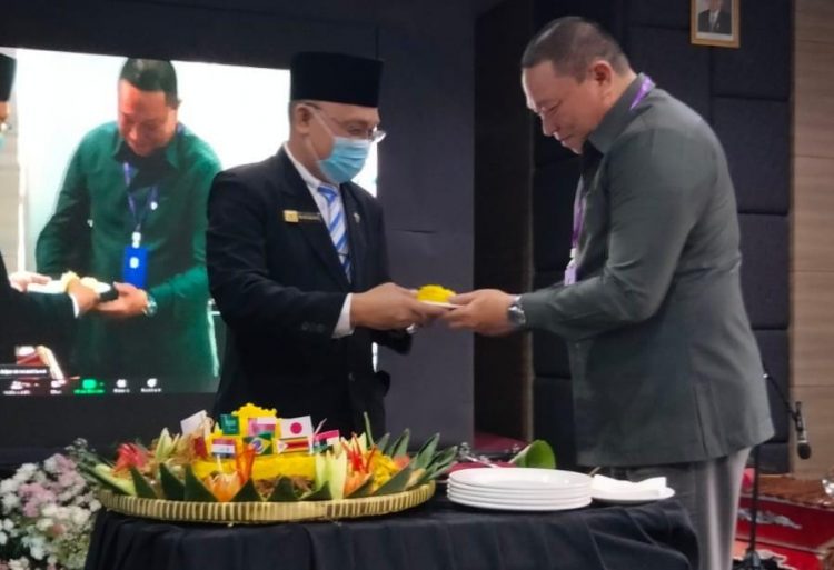 Purnawirawan Polri Dukung Ketua Umum PPWI Wilson Lalengke Laporkan Azzohirry Cs ke APH
