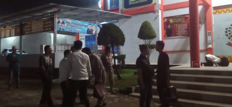 Vonis Bebas YASRIL dan ABDUL AZIM Sujud SYUKUR