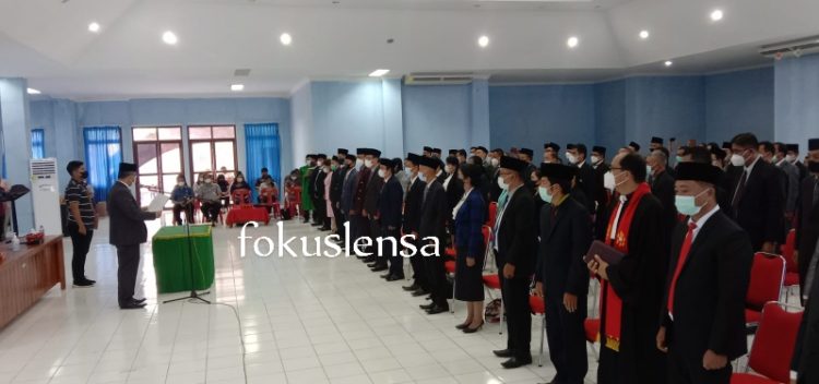 Lantik Pejabat Pengawas dan Fungsional, Sekda : Bekerjalah Jangan Bersungut-Sungut
