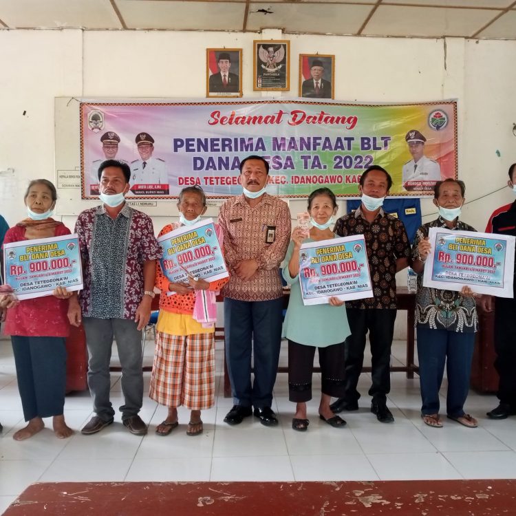 Camat Idanögawo Menghadiri Pembagian BLT DD TA 2022 Tahap I Desa Tetegeo Na’ai