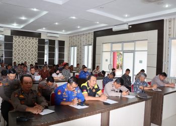 Untuk tingkatkan Keimanan, Personil Polres Nias Gelar Pembinaan Rohani dan Mental