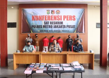 Pelaku Penipuan Tukar Kartu ATM Dibekuk Sat Reskrim Polres Metro Jakpus