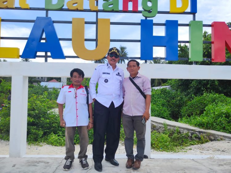 Bupati Nias Barat Kunjungi Kepulauan Hinako