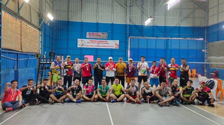 Meriahkan Hut Kemri ke-77, Polres Nias Gelar Turnamen Badminton
