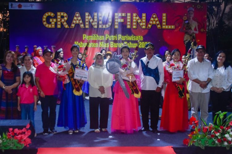 Fenni Desnic Rita Zai Terpilih Sebagai Putri Pariwisata Nias Barat Tahun 2022