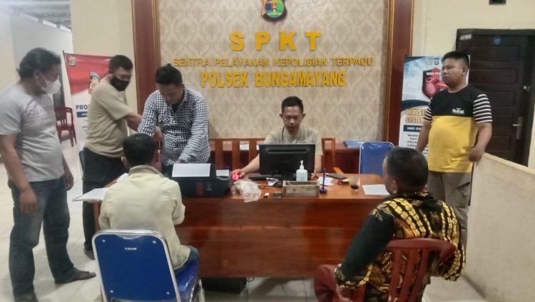 Dua pelaku judi on-line Togel di ringkus Polsek Bunga Mayang