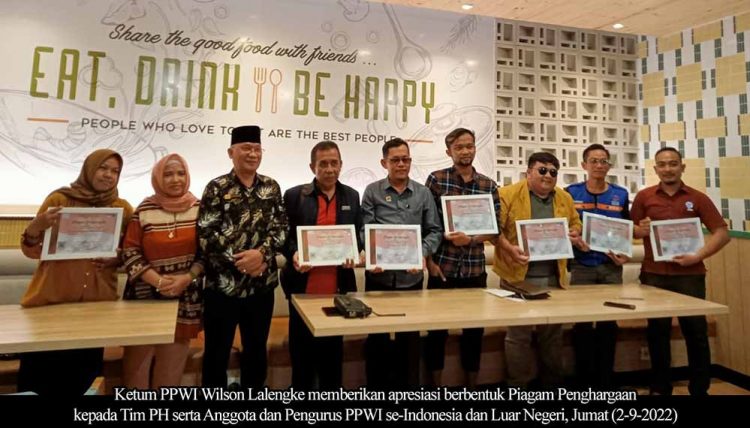 Terkait Kriminalisasi yang Dihadapinya, Ketua Umum PPWI Sampaikan Apresiasi kepada Seluruh Anggota PPWI atas Dukungan dan Bantuan yang Diberikan