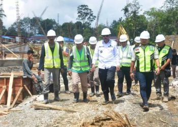 Bupati Nias Barat Tinju Perkembangan Pembangunan RS Pratama di Lōlōgolu