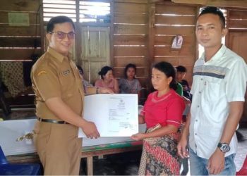 Dinas Dukcapil Kab Nias Lakukan Pelayanan SAMATI Kepada Keluarga Duka