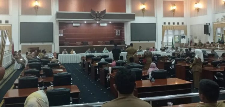 Badan Kehormatan (BK)),Panggil Anggota DPRD Yang Tidak Hadir Pada Saat Raperda PPA Ta 2021