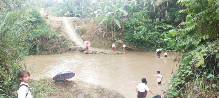 Tokoh Pemuda Kabupaten Nias Harap Jembatan Sungai GIDŌ SI’ITE Dibangun