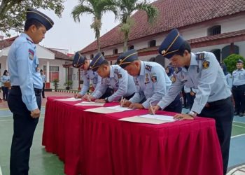 Petugas Lapas Rangkasbitung kompak Ikrar Netralitas Dan Integritas Hadapi Pemilu 2024