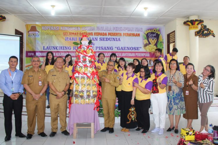 Bupati Nias Hadiri Seminar Dan Launching Produk Keripik Pisang Gaenose