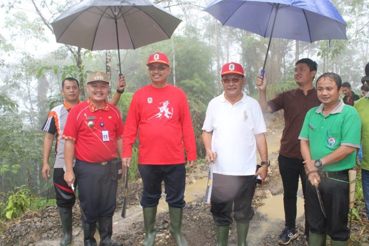 WAKIL BUPATI NIAS MENGIKUTI PELAKSANAAN BULAN BHAKTI GOTONG ROYONG MASYARAKAT (BBGRM) KABUPATEN NIAS TAHUN 2022