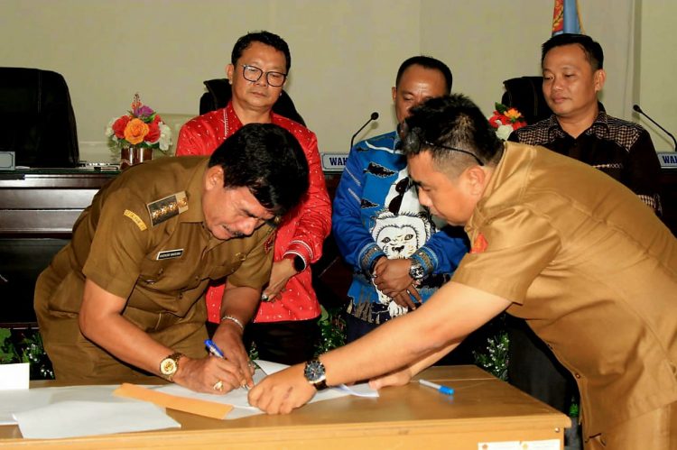 Pemerintah Daerah Dan DPRD Nias Barat Sepakati KUA-PPAS APBD TA. 2023