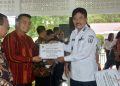 Bupati Nias Barat Salurkan Bantuan Pelayanan Kepada Hamba Tuhan