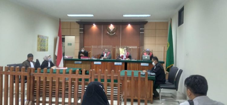 VONIS HAKIM DI PENGADILAN NEGERI SERANG SANGAT MIRIS